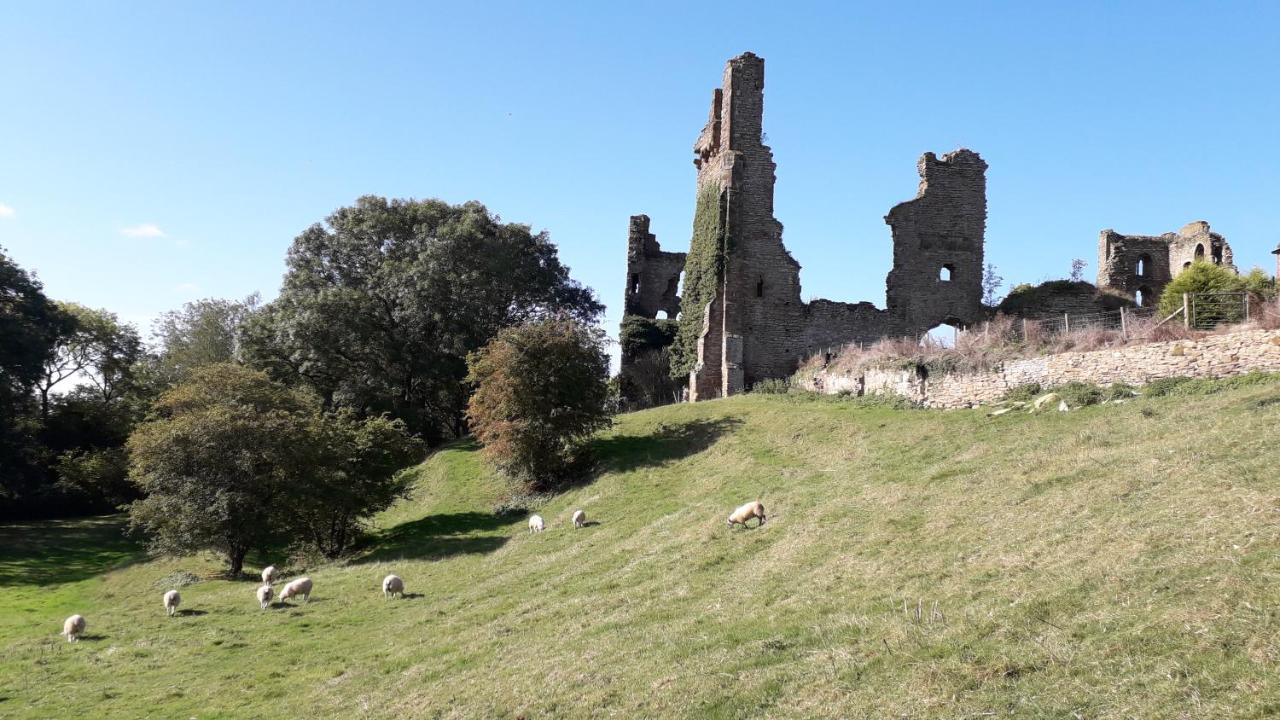 Castle Lodge Sheriff Hutton Экстерьер фото